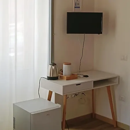 Casa Dei Talenti 招待所 卡利亚里